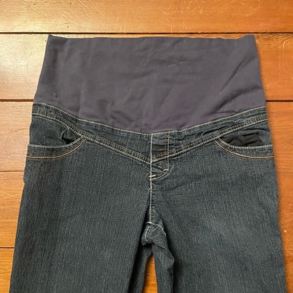 Thyme Maternity Dark Wash Jeans - Picture 8 of 12